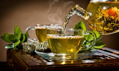 Descubra os incríveis benefícios do chá verde para a saúde e como ele pode transformar seu bem-estar de maneira natural e deliciosa.